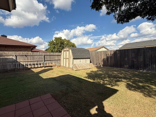 Building Photo - 9717 Blandon Ave