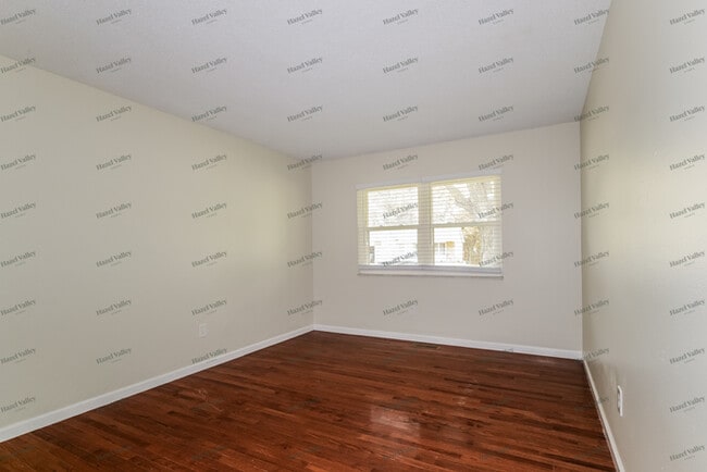 Building Photo - 1316 Cave Springs Estate Dr