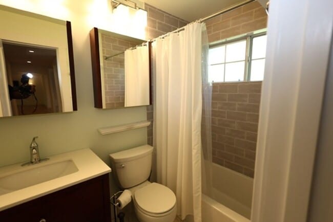 Building Photo - 2 Bedroom Condo in Buckhead for RENT!!! (Garden Brook at Peachtree Hills)