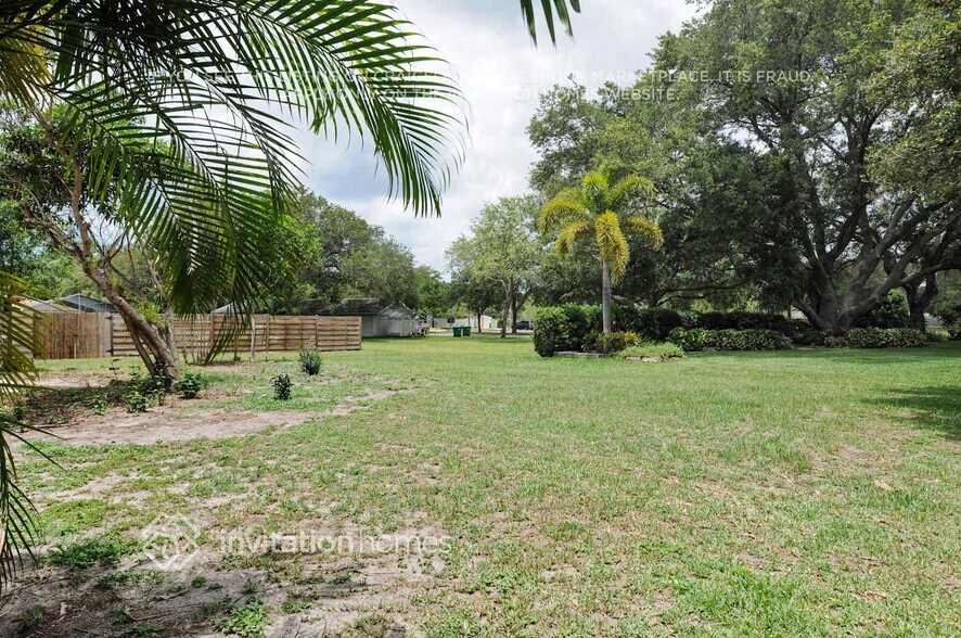 Building Photo - 3791 Aster Dr