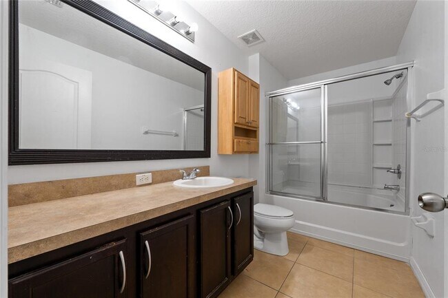 Building Photo - 1704 Buckeye Falls Way