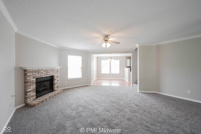 Building Photo - 7623 Hollow Reed Ct