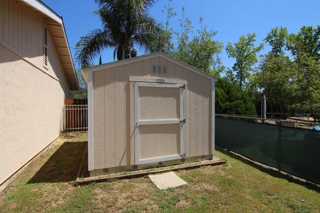 Building Photo - 16328 Bassett Ct