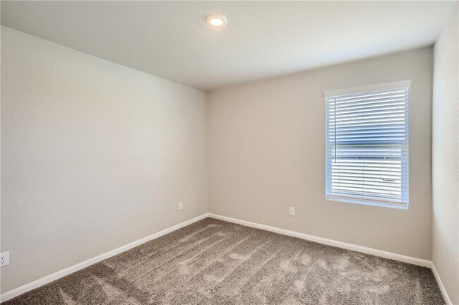 Building Photo - 2478 Moselle Ln