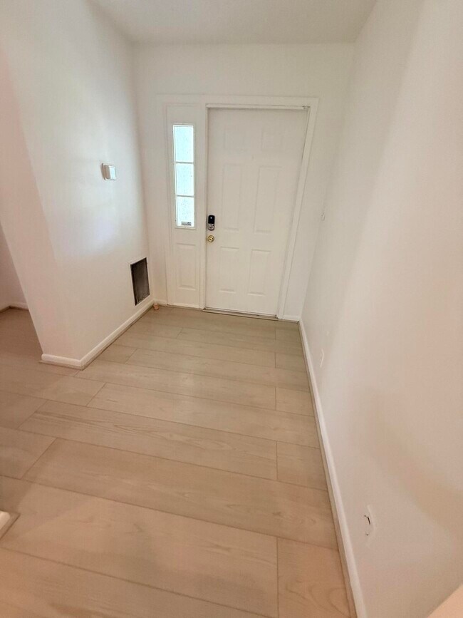 Building Photo - 13492 Exotica Ln