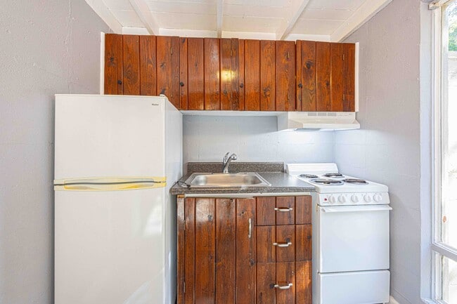 Building Photo - 30928 Spanish Oaks Dr W