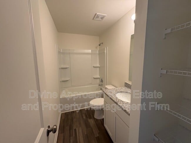 Building Photo - 1609 U W Clemon Dr