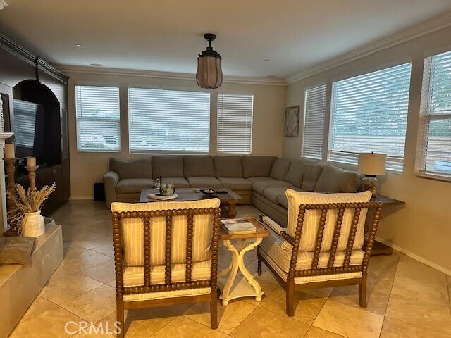 Building Photo - 1583 Twin Oaks Cir