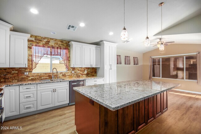 Building Photo - 11365 E Downing Cir