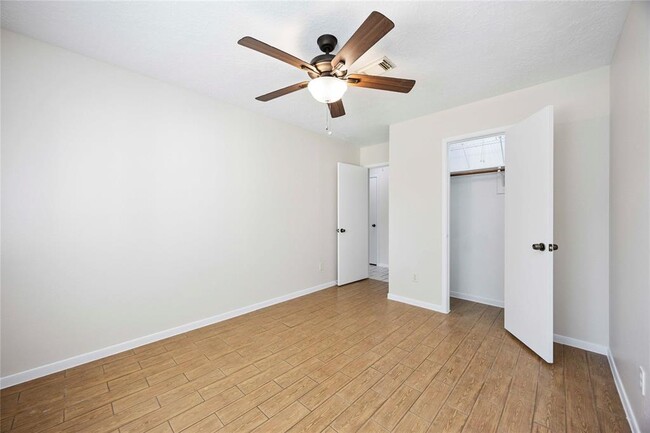 Building Photo - 8707 Orchard Ln