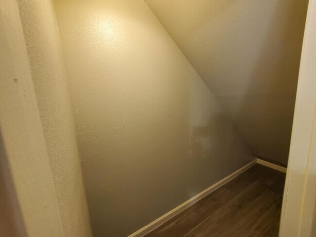 Building Photo - 911 Vance Jackson Rd