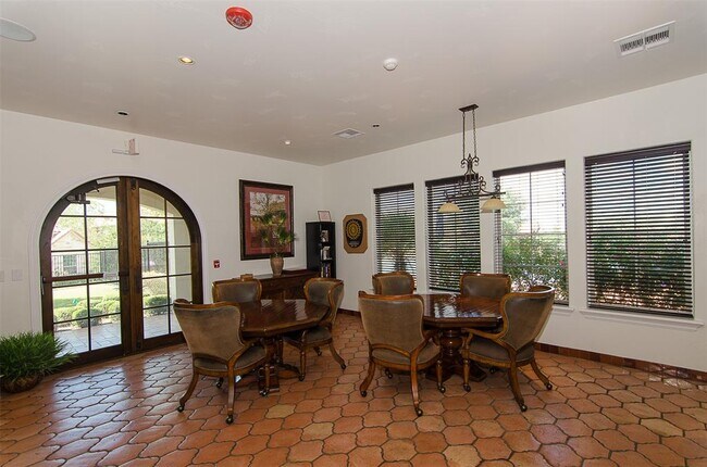 Building Photo - 12205 Terraza Cir