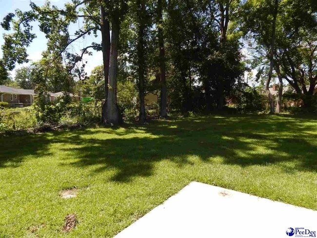 Building Photo - 154 N Lakewood Dr