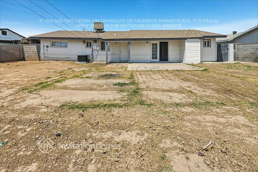 Building Photo - 7005 N 76th Dr