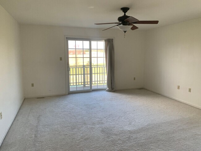 Building Photo - PARKLAND SCHOOLS- FOUR BEDROOM HOUSE compl...