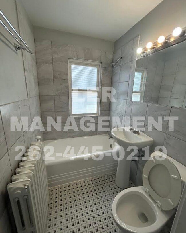 Building Photo - 3305 60th St