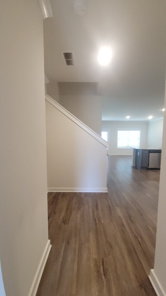 Building Photo - 7203 Chatfield Wy NW