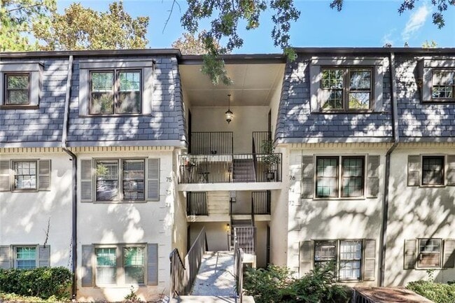 Building Photo - 75 Montre Square NW