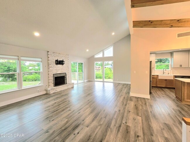 Building Photo - 7248 Shady Dr