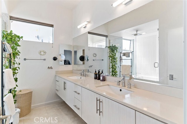 Building Photo - 2511 Via Artis
