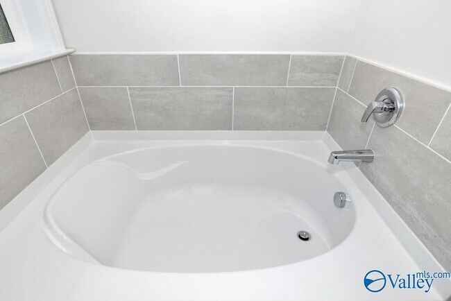 Building Photo - 23354 Worcester Ln