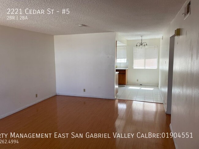 Building Photo - AFFORDABLE TWO BEDROOM CONDO IN PERFECT AL...