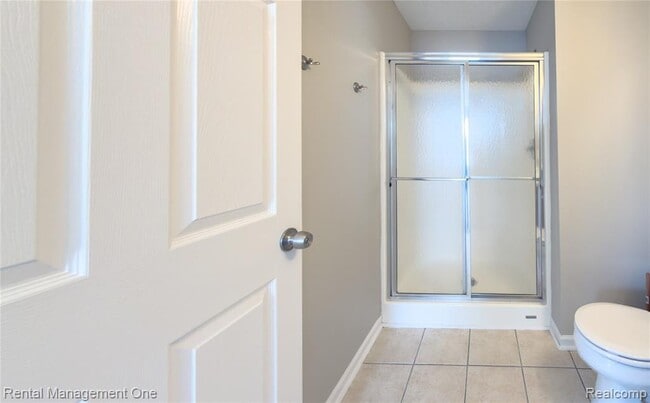 Building Photo - 1341 Millbrook Trail