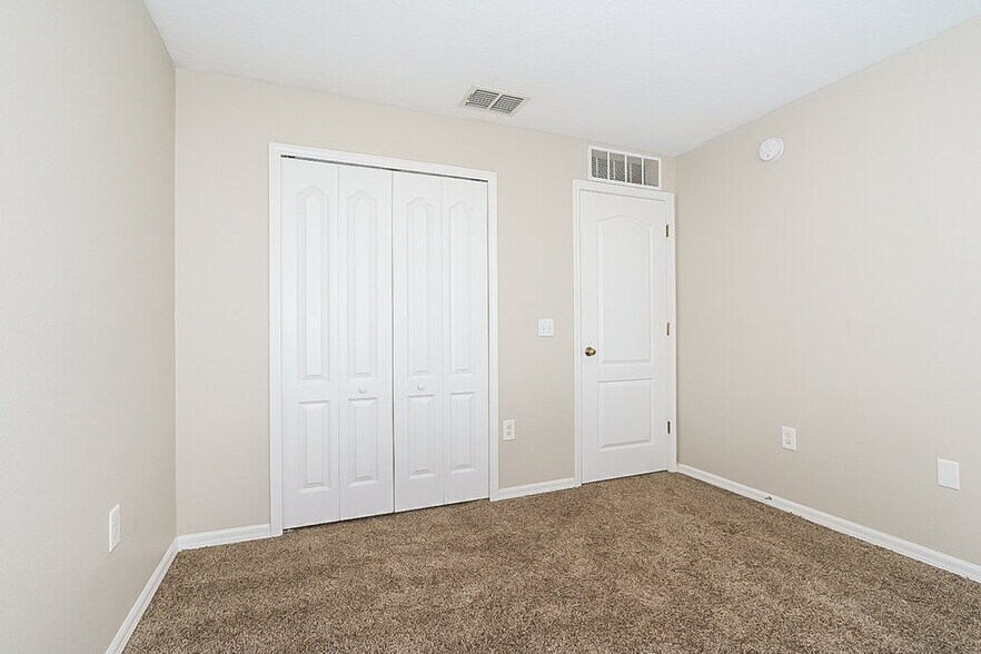 Building Photo - 1621 Papoose Way
