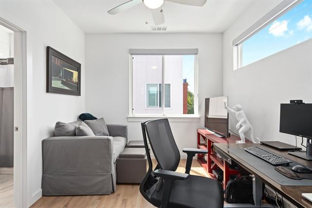 Building Photo - 1510 N Washington Ave