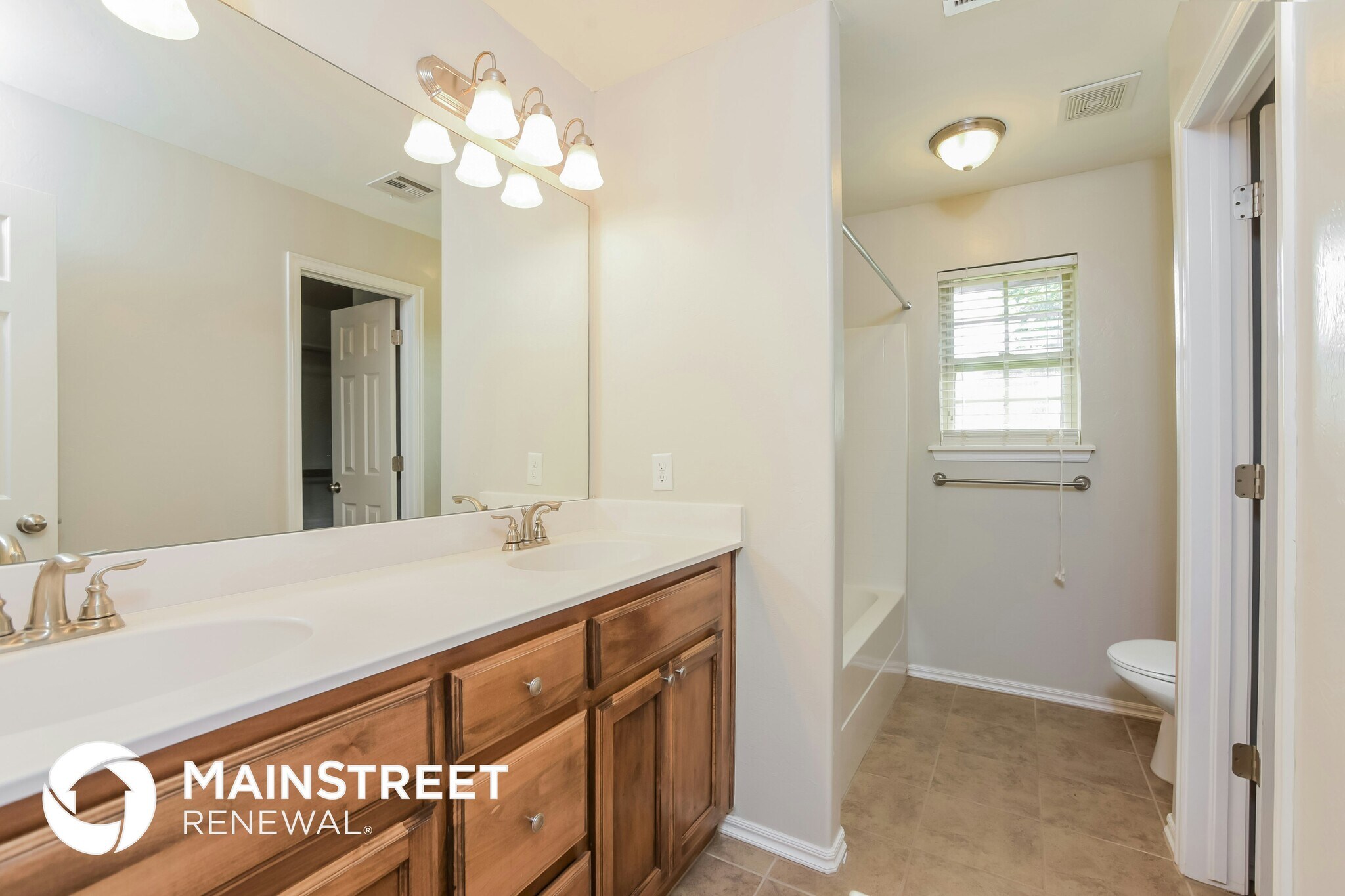 Building Photo - 3609 Truman Dr