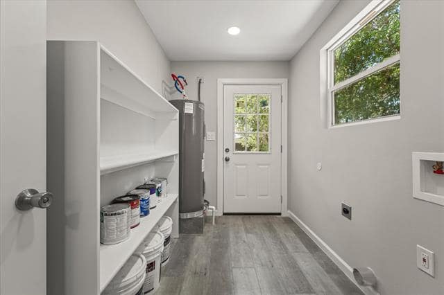 Building Photo - 917 N Wood St