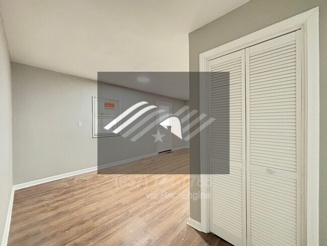 Building Photo - 4205 Riverview Ave