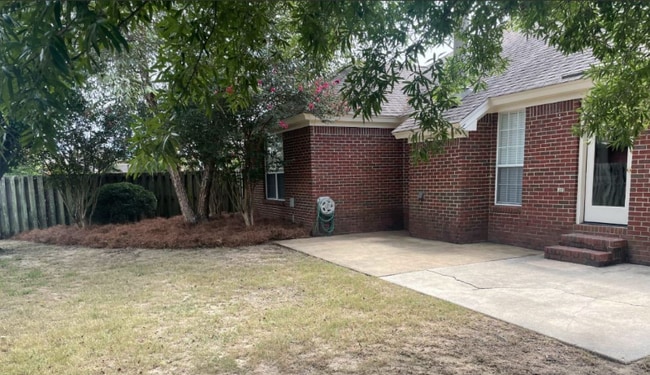 Building Photo - 9467 Greythorne Way