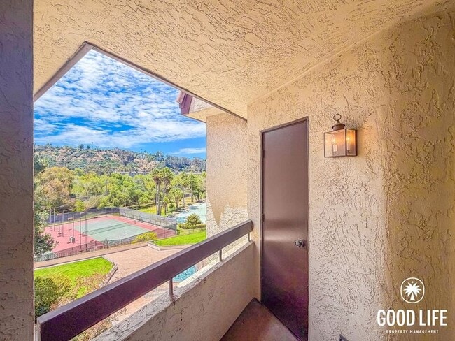 Building Photo - 5875 Friars Rd