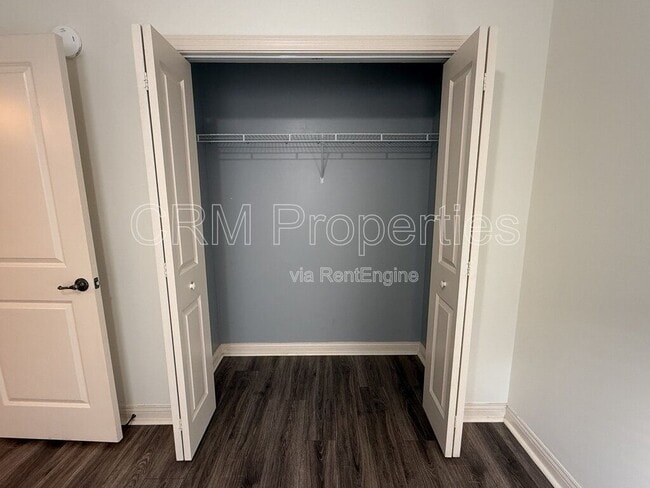 Building Photo - 3182 Morrow Dr