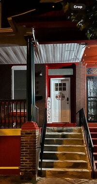 Building Photo - Luxurious 6-Bedroom Haven with Updated Ele...