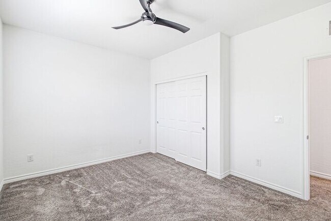 Building Photo - 4-Bedroom Two-Story Home with Mountain Views & Resort-Style Amenities