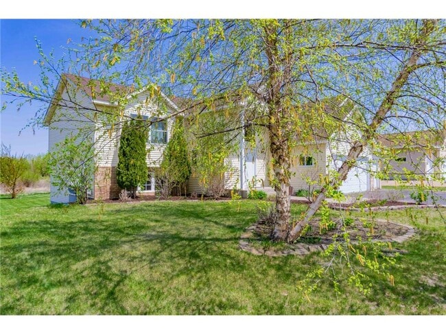 Building Photo - 2112 Blake Ave