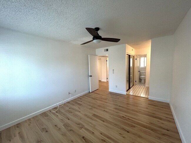 Building Photo - 8325 Spring Desert Pl