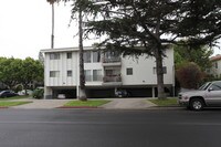 Building Photo - Washington Apartments