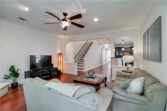 Building Photo - 14512 Broadwinged Hawk Dr