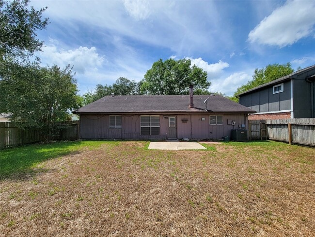 Building Photo - 3415 Wingdale Ct