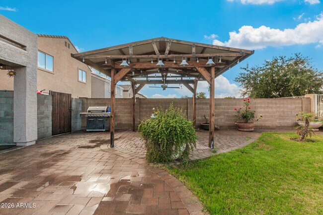 Building Photo - 11114 W Pierson St