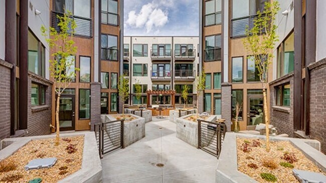 Building Photo - 2680 18th St