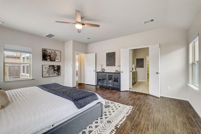 Building Photo - 212 Durata Dr