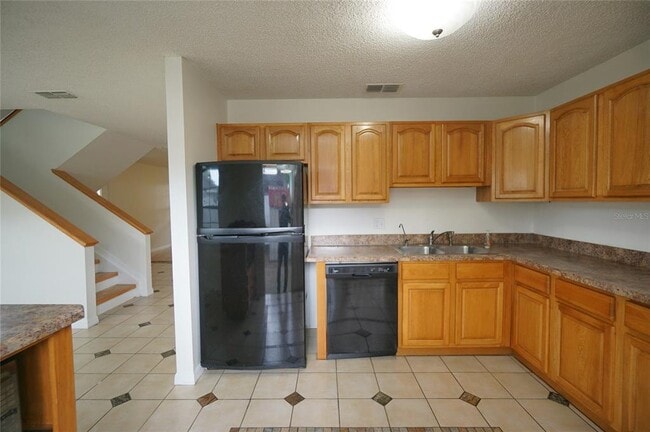 Building Photo - 7605 Glades Ct