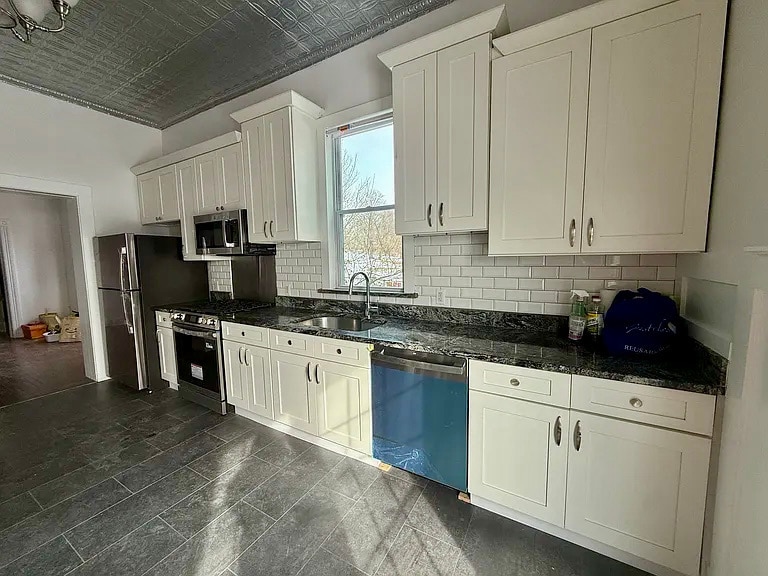 Building Photo - 388 Princeton Ave