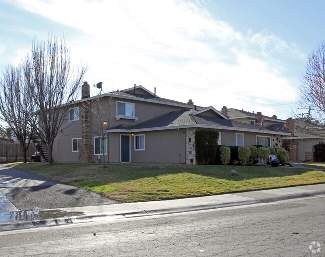 Primary Photo - 4118 34th Ave