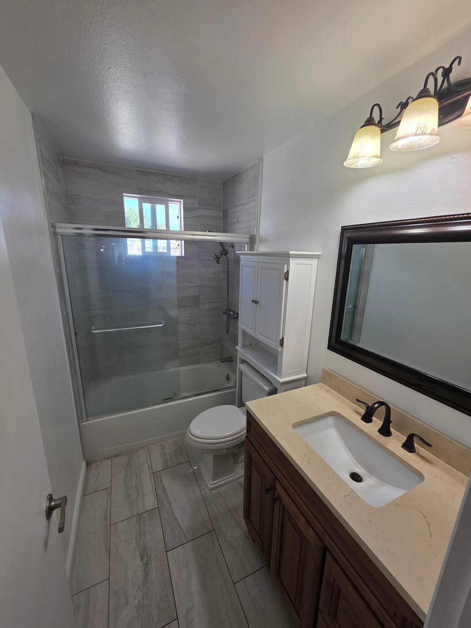 Building Photo - 23247 Raymond St