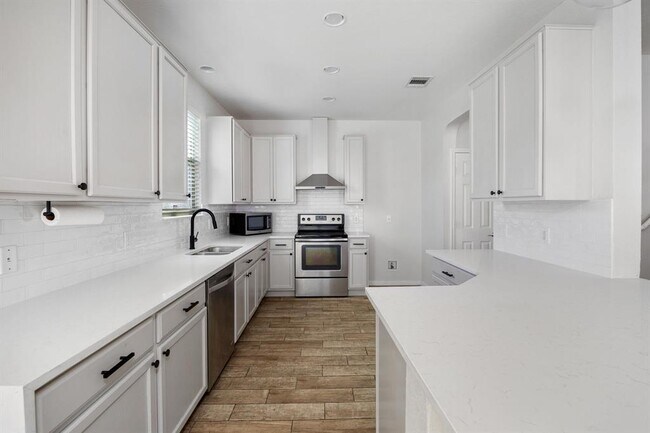 Building Photo - 8909 Winter Haven Rd